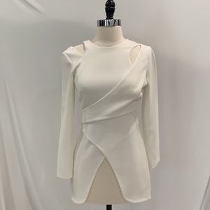 INTERMIX Cut Out High Low Top